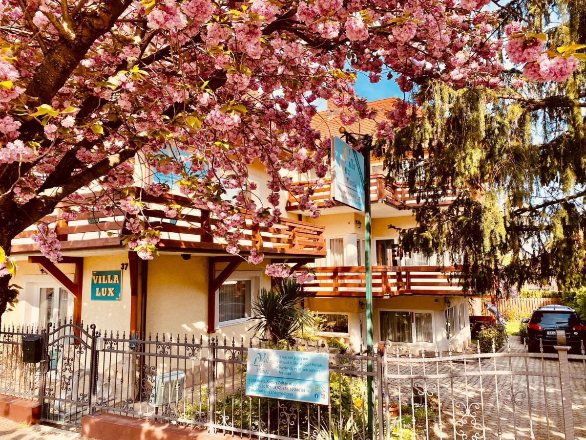 Villa Lux Hévíz Buitenkant foto